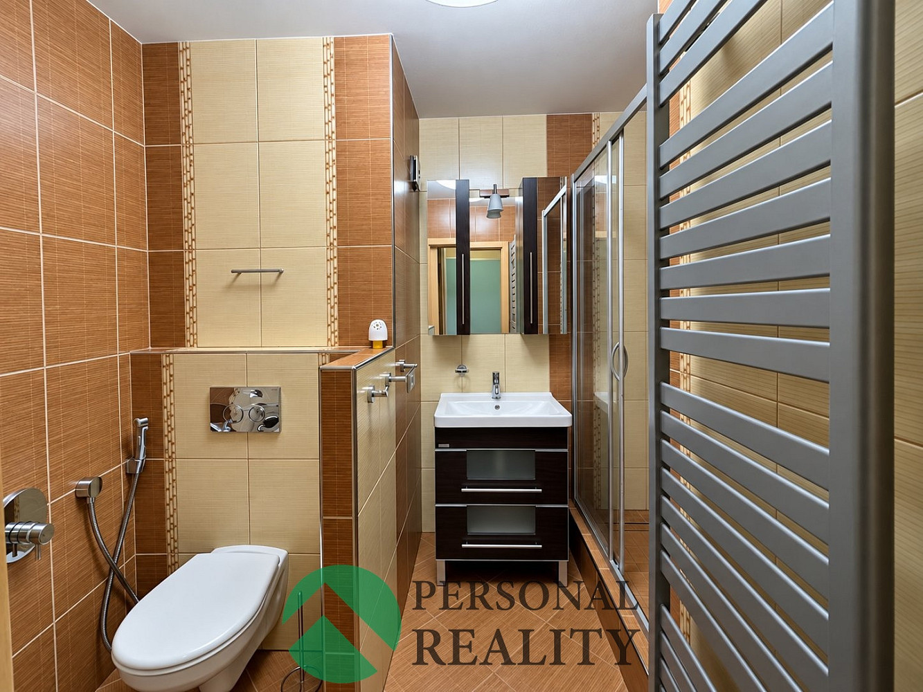 Pronájem bytu 2+kk 43 m² – fotografie 3