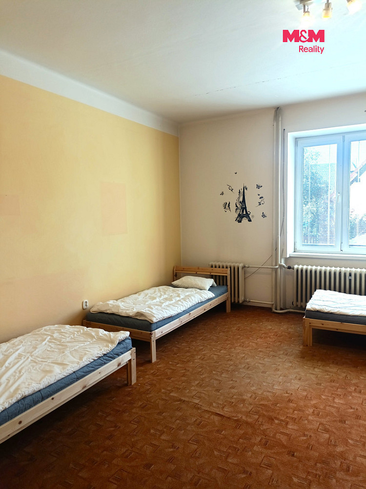 Pronájem bytu 1+1 55 m² – fotografie 3