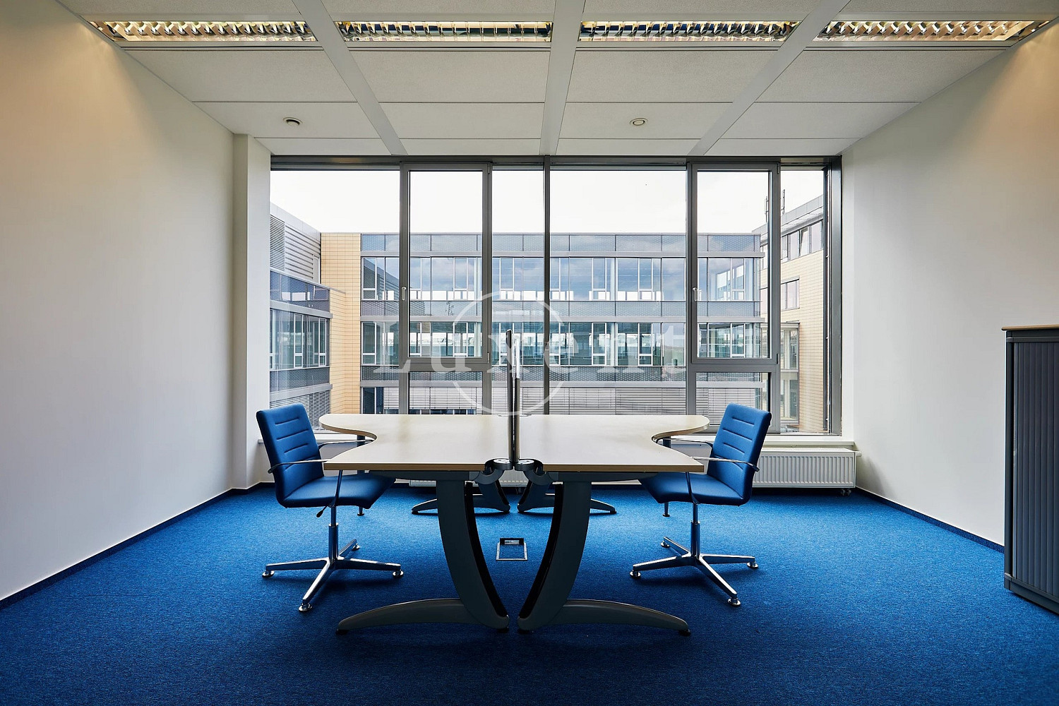 Pronájem kanceláře 1 045 m² – fotografie 5