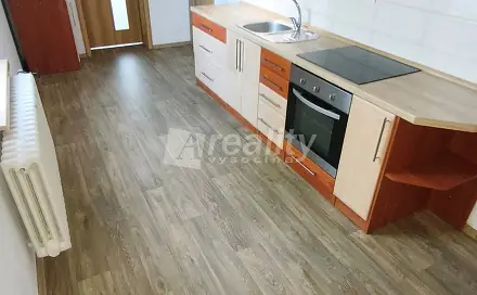 Pronájem bytu 2+1 65 m², Náměšť nad Oslavou, okres Třebíč