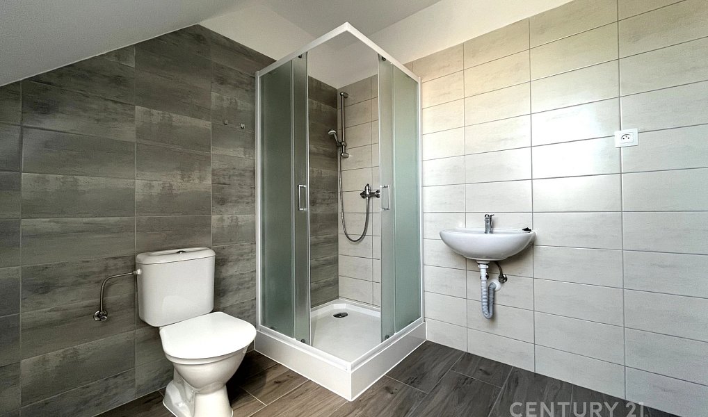 Pronájem bytu 1+kk 38 m², Chropyně – náhled fotky 3