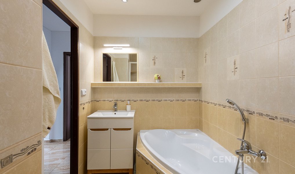 Prodej bytu 3+1 69 m², Třinec – náhled fotky 12