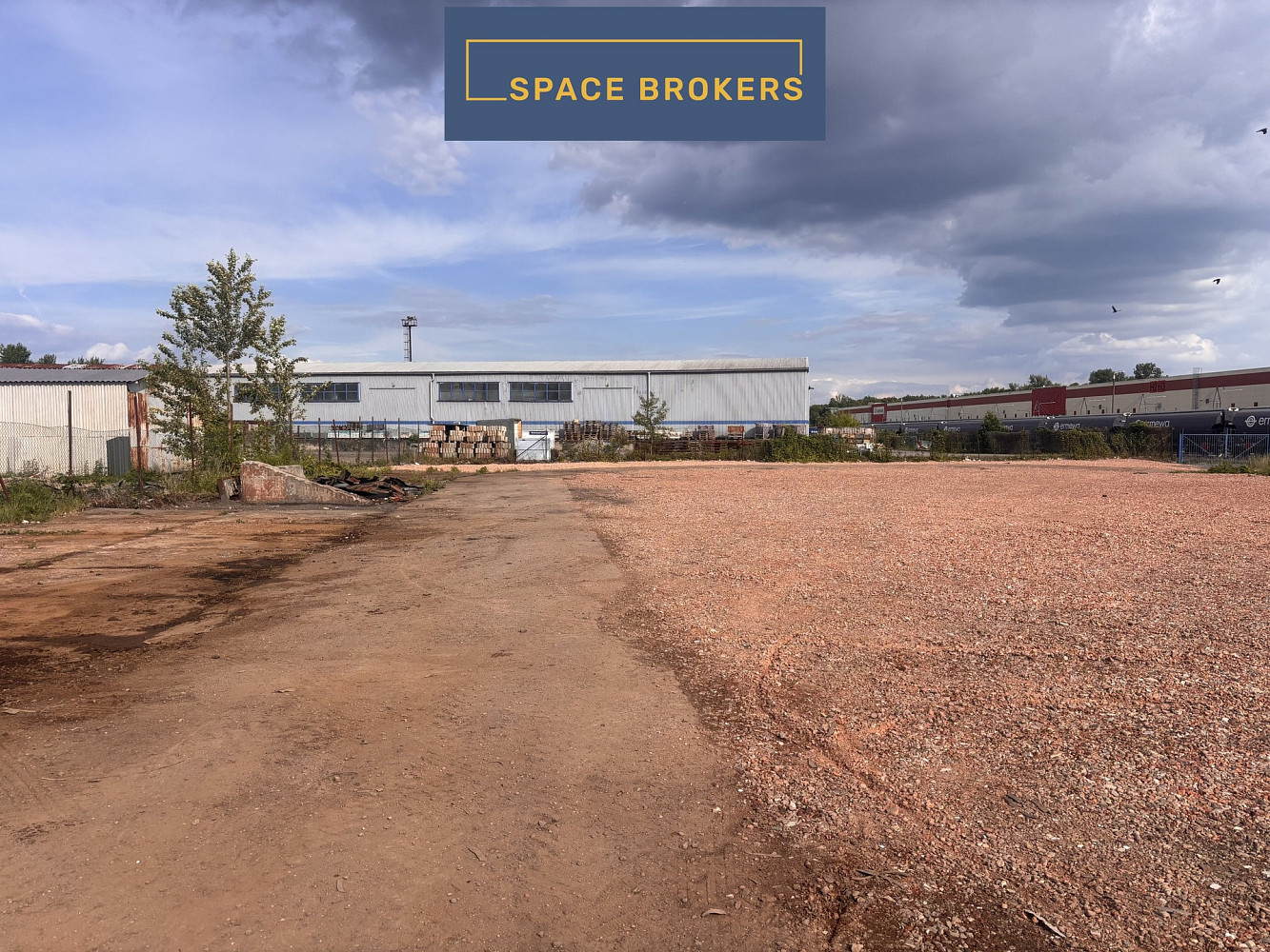 Pronájem komerčního pozemku 3 000 m² – fotografie 3