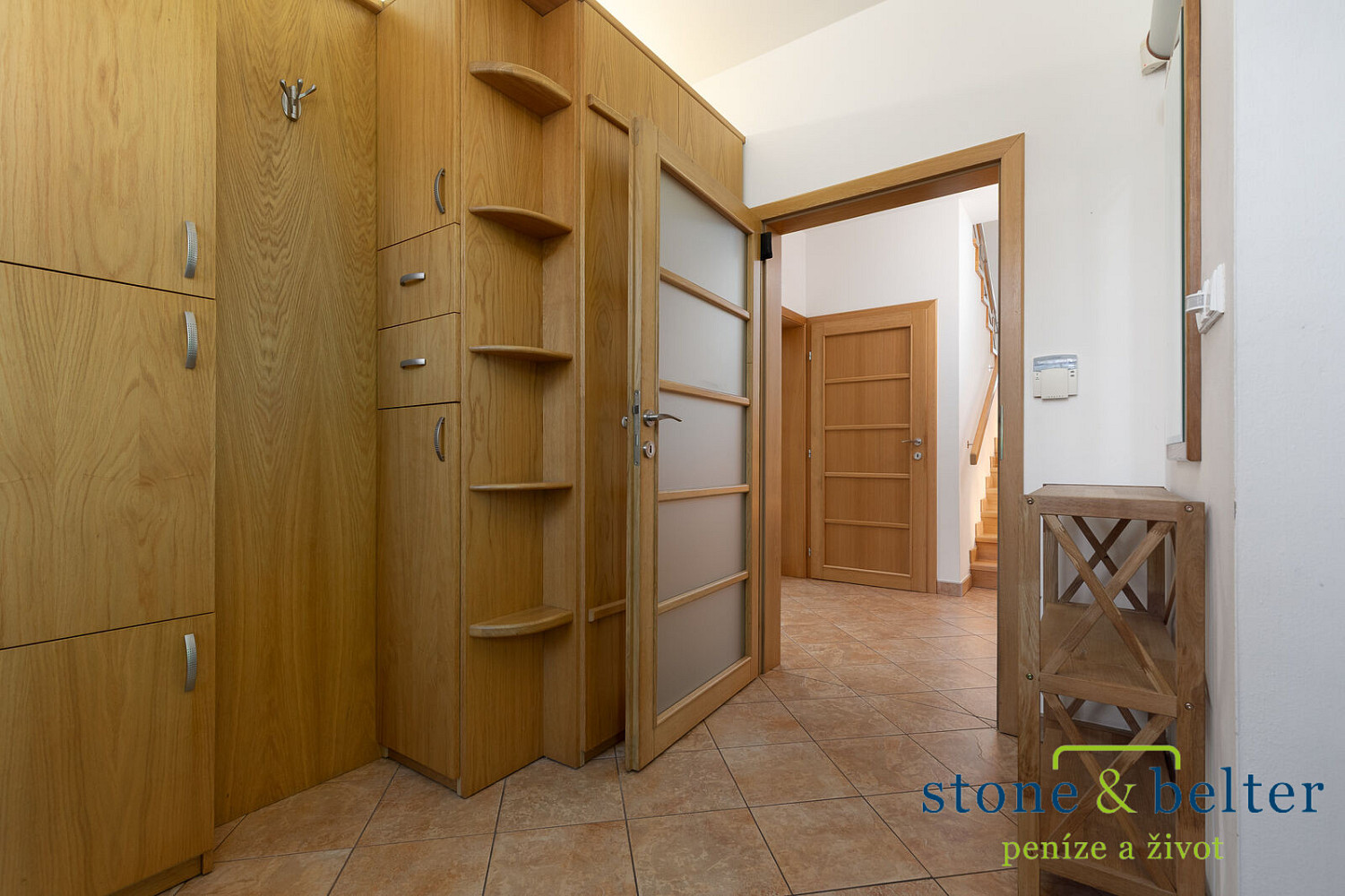 Prodej domu 140 m² s pozemkem 901 m² – fotografie 3
