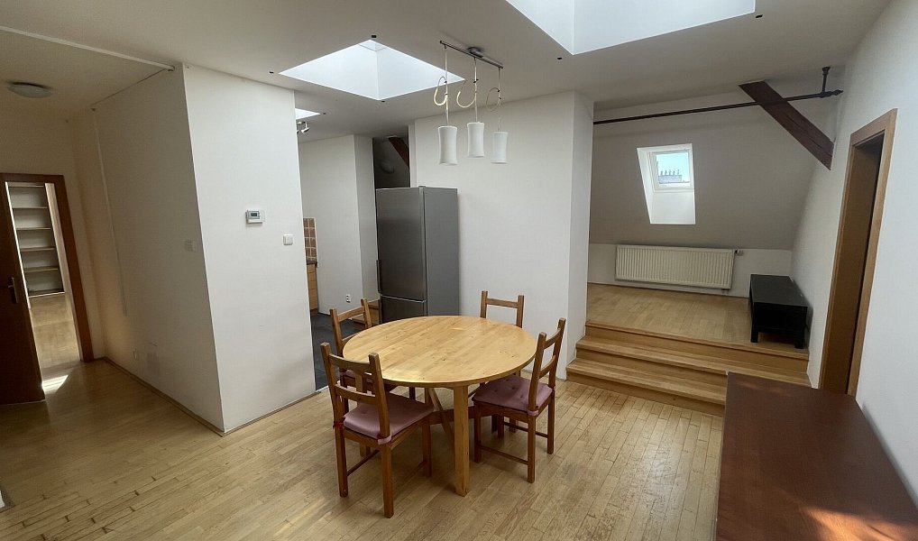 Prodej bytu 3+1 93 m², Praha – náhled fotky 6