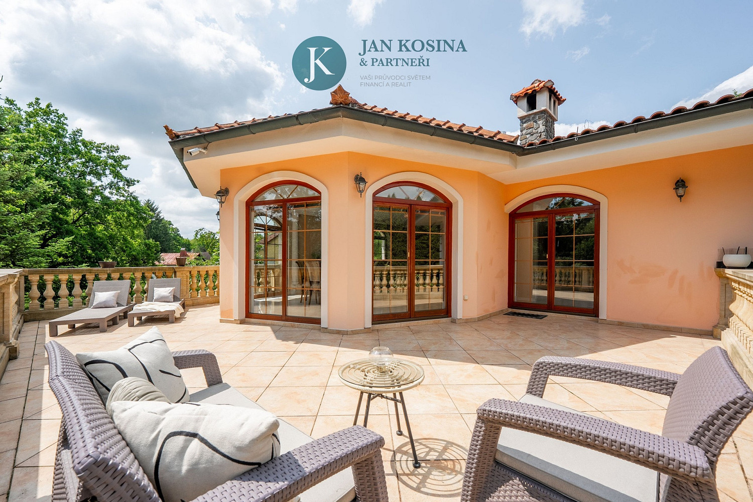 Prodej domu 236 m² s pozemkem 921 m²