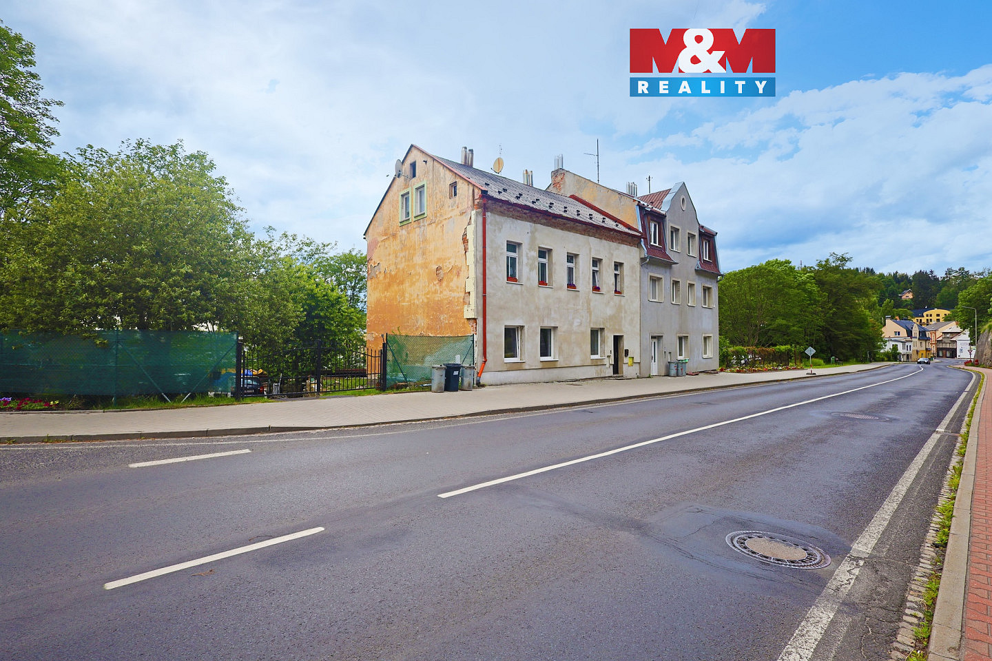 Prodej nájemního domu, činžáku 190 m²