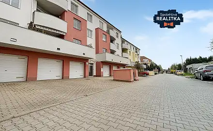 Pronájem bytu 4+kk 111 m², Azurová, Brno - Řečkovice