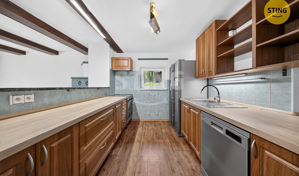 Prodej domu 225 m² s pozemkem 2 141 m², Rožnov pod Radhoštěm – náhled fotky 11