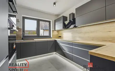 Prodej domu 124 m² s pozemkem 900 m², Bezděkov, okres Pardubice