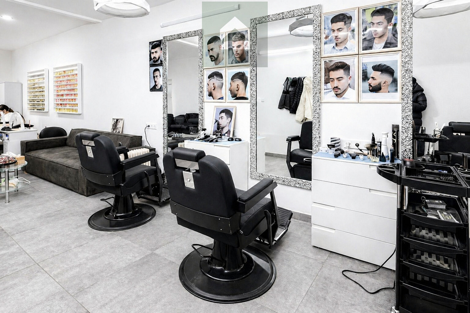 Pronájem komerčních prostor kadeřnictví &amp nehtové studio — photo 2