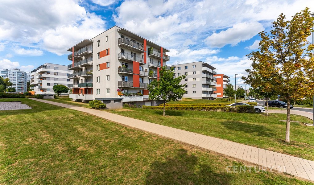 Prodej bytu 1+kk 34 m², Praha – náhled fotky 18