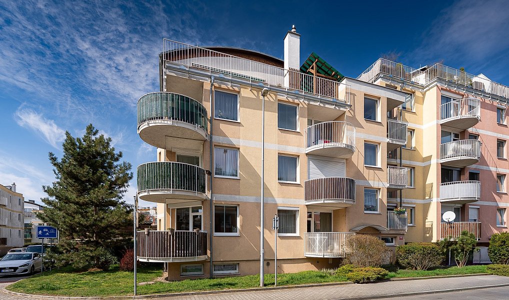 Prodej bytu 3+kk 91 m², Praha – náhled fotky 23