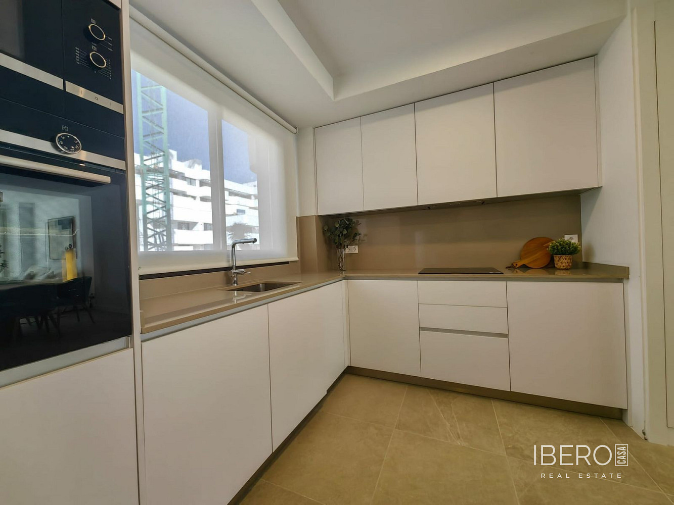 Piso 5+kk – Málaga, La Princesa, Carretera de Cádiz - Vista 3