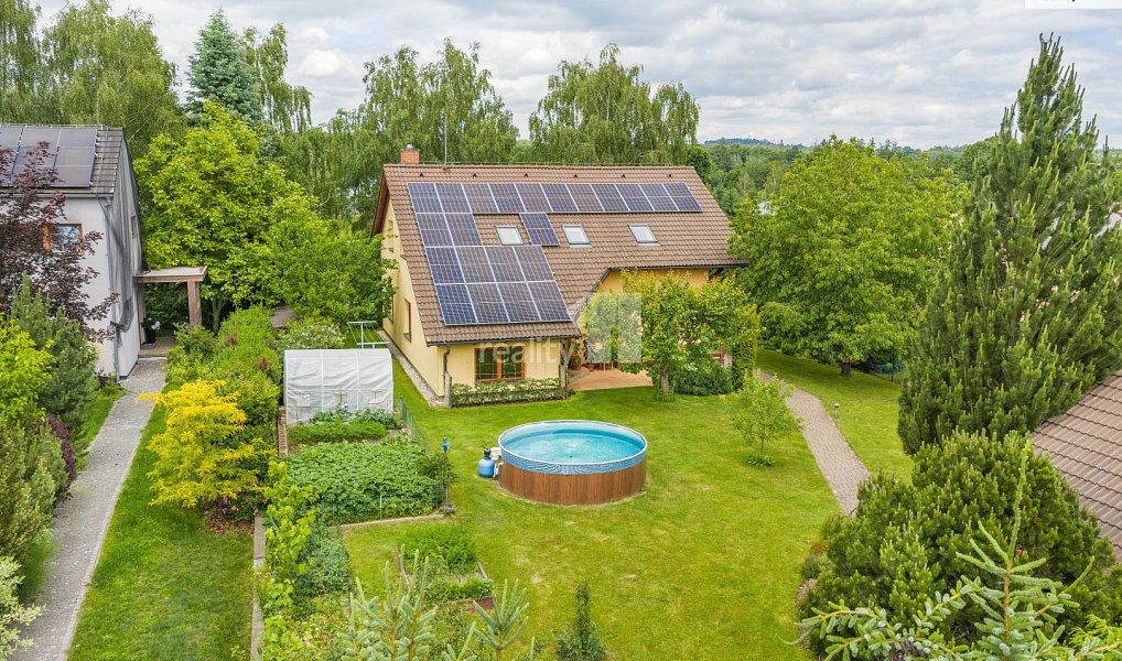 Prodej domu 200 m² s pozemkem 1 008 m², Kamenice – náhled fotky 16