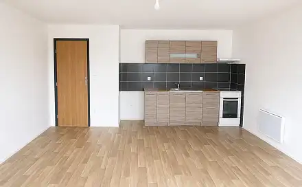 Pronájem bytu 1+kk 35 m², Nezvalova, Varnsdorf, okres Děčín