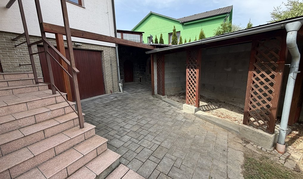 Prodej domu 184 m² s pozemkem 1 865 m², Tršice – náhled fotky 34