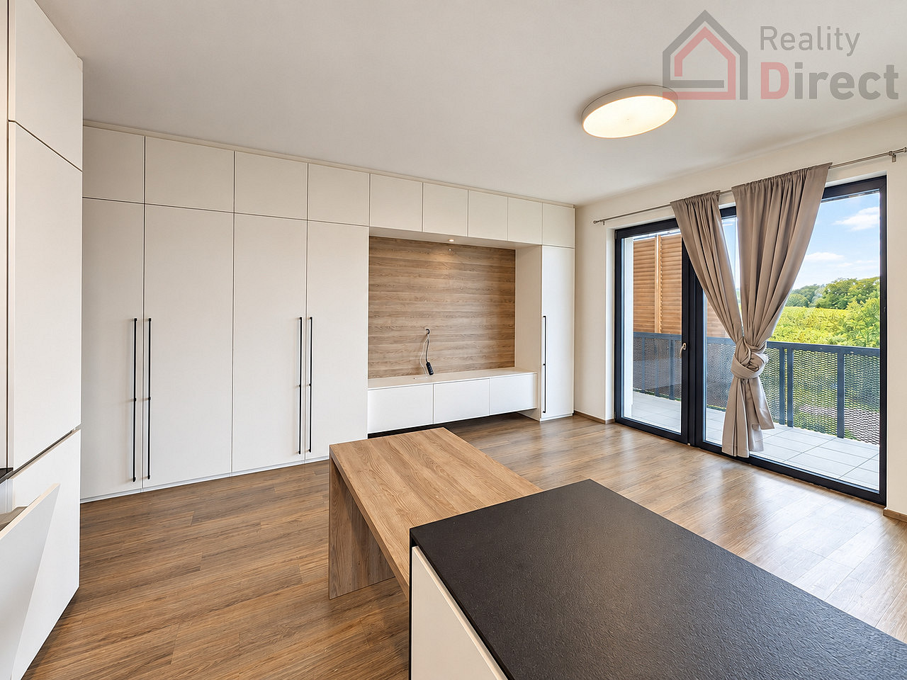 Pronájem bytu 1+kk 48 m² – fotografie 5