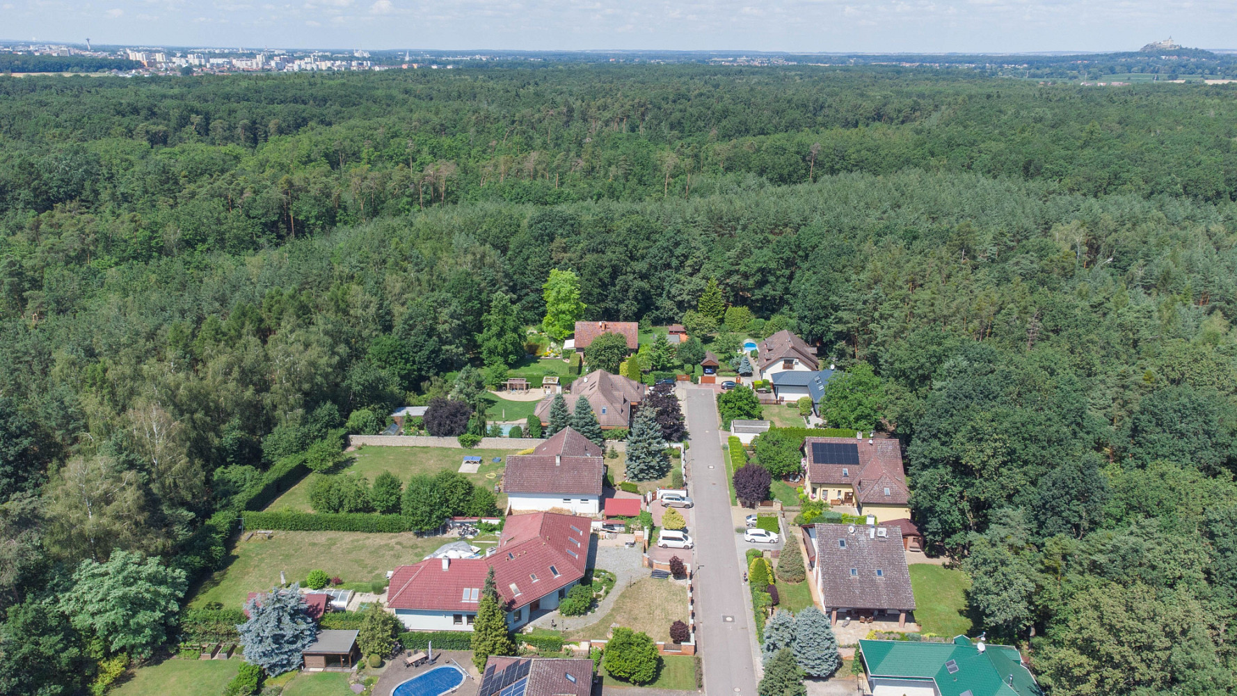 Prodej domu 400 m² s pozemkem 1 764 m² – fotografie 2
