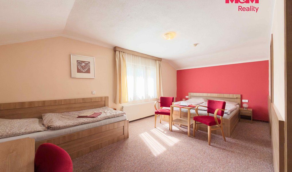Prodej ubytovacího objektu 650 m², Karviná – náhled fotky 21