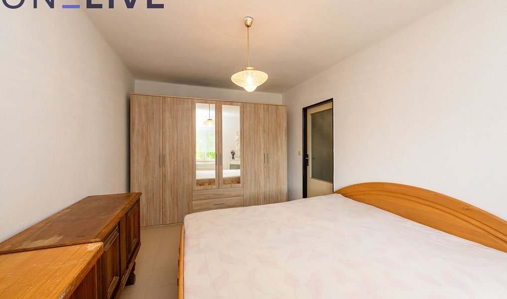 Prodej domu 234 m² s pozemkem 1 080 m², Tužice – náhled fotky 18