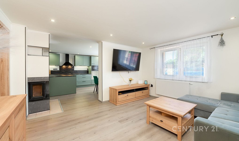Prodej domu 265 m² s pozemkem 764 m², Sudovo Hlavno – náhled fotky 8