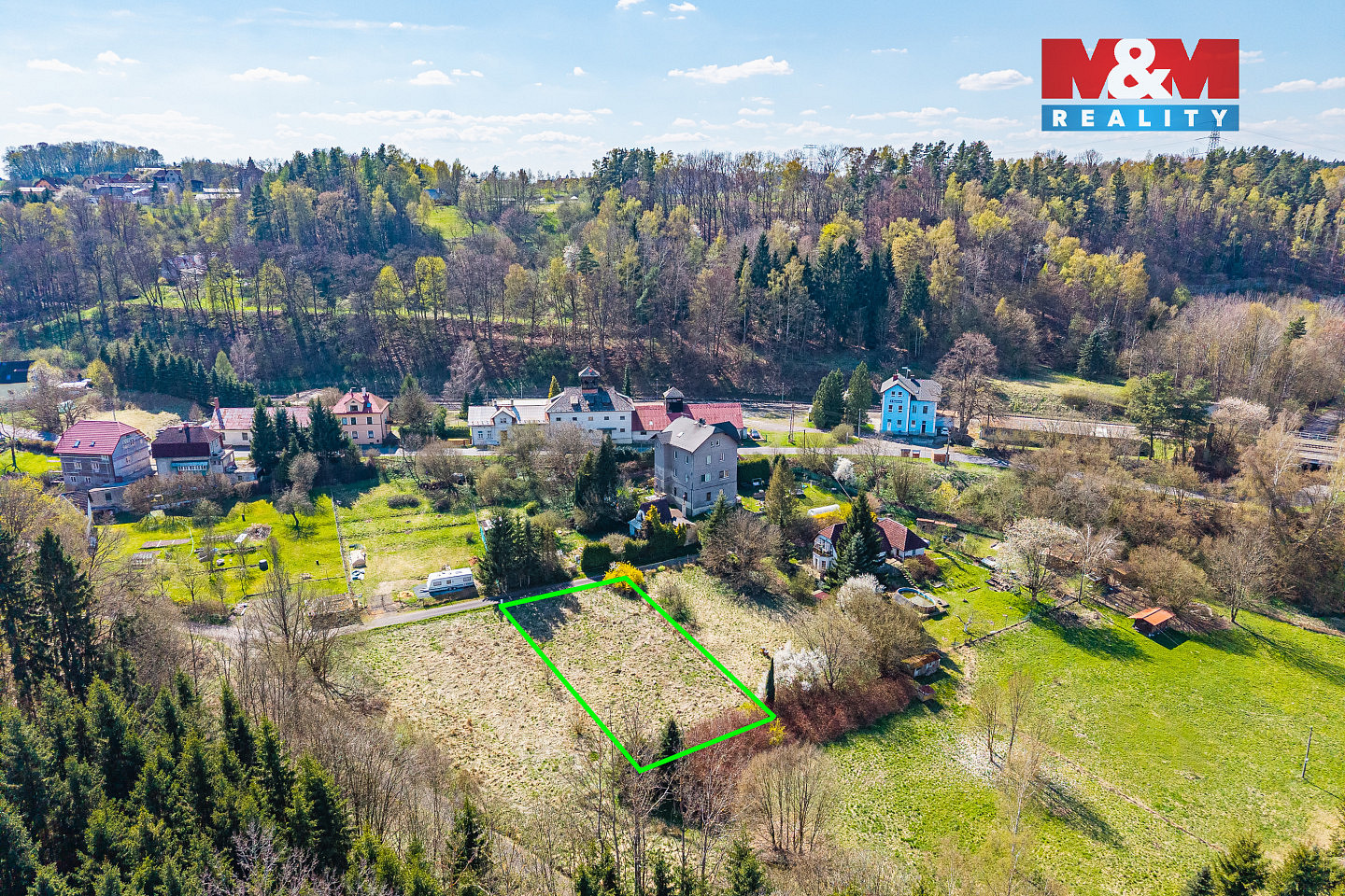 Prodej stavebního pozemku 820 m² – fotografie 3