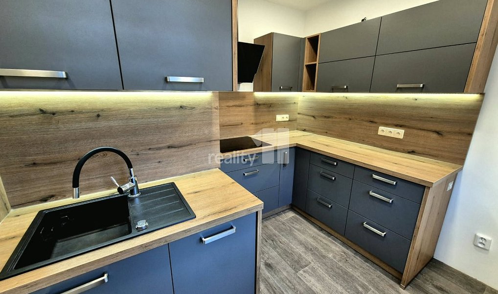 Prodej bytu 3+1 67 m², Aš – náhled fotky 4