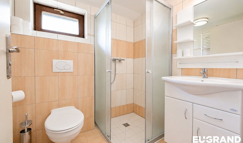 Prodej domu 271 m² s pozemkem 2 479 m², Krásná Lípa – náhled fotky 20