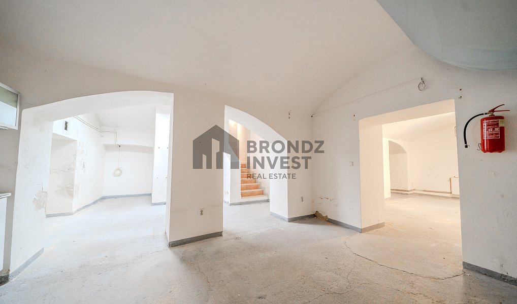 Pronájem obchodních prostor 253 m², Praha – náhled fotky 12