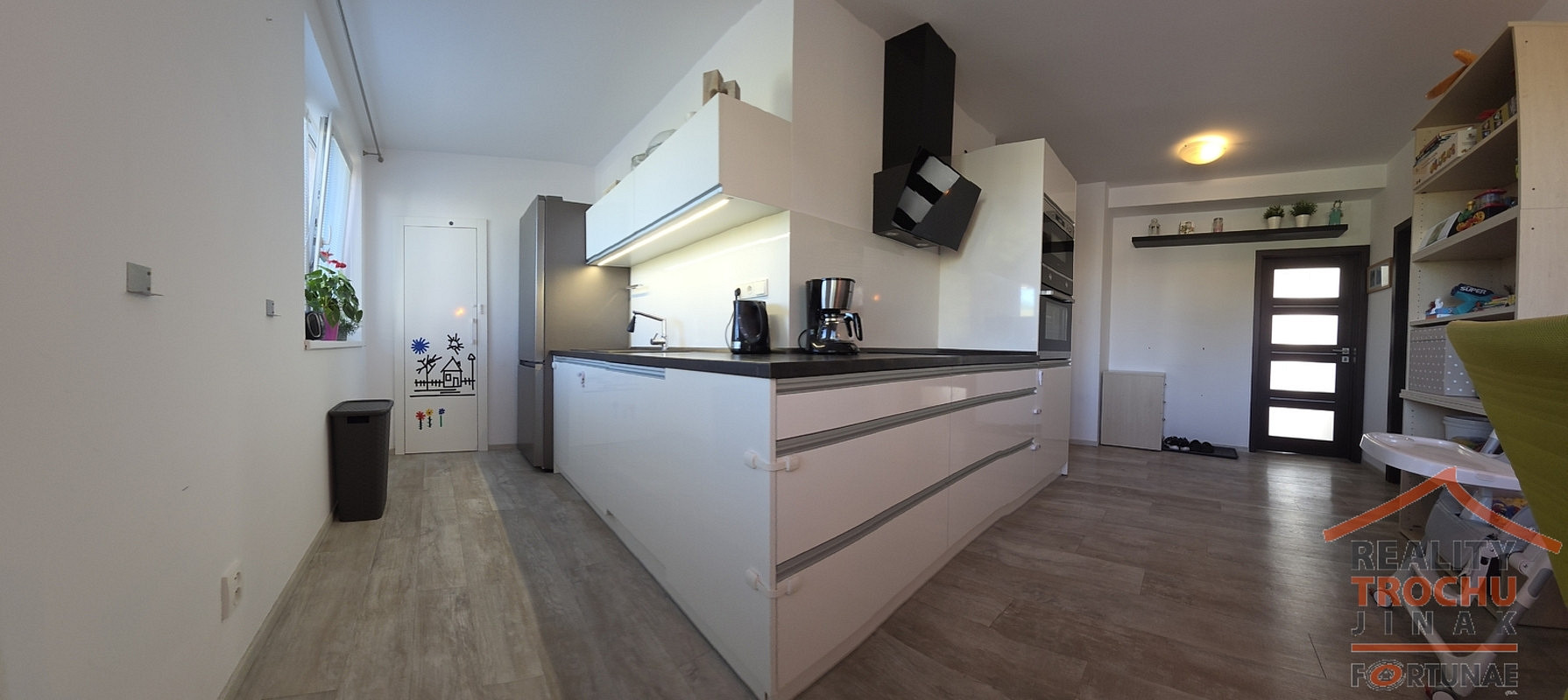 Prodej bytu 3+kk 65 m² – fotografie 3