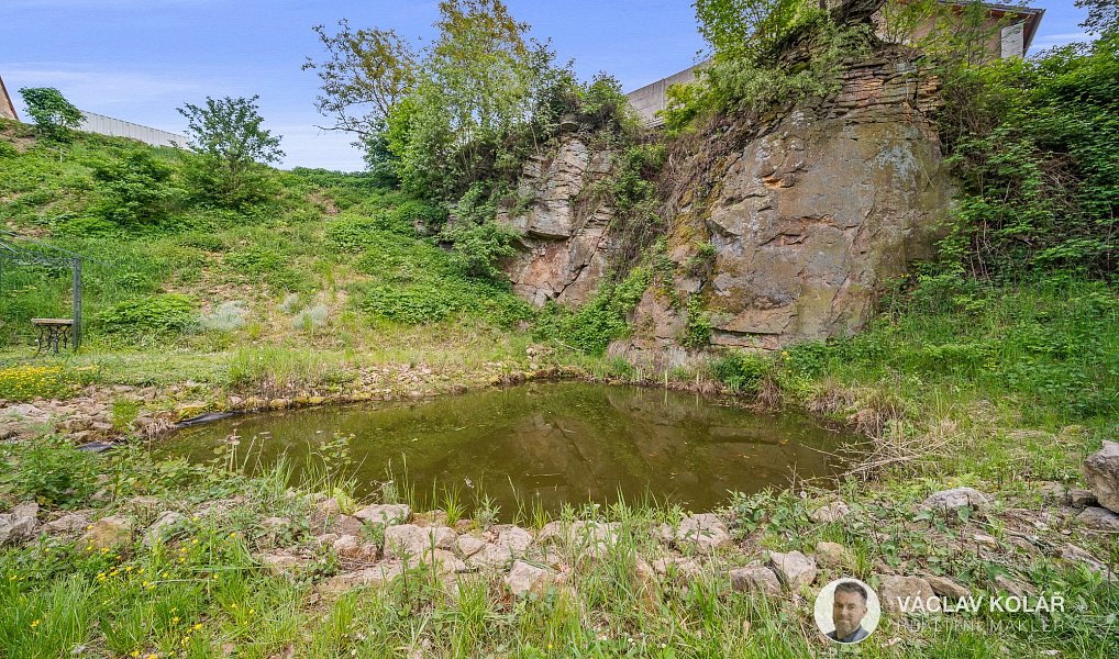 Prodej stavebního pozemku 1 805 m², Hořice – náhled fotky 3