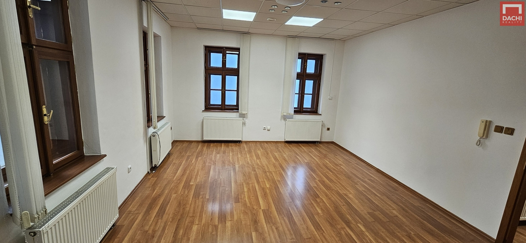 Pronájem kanceláře 55 m² – fotografie 5