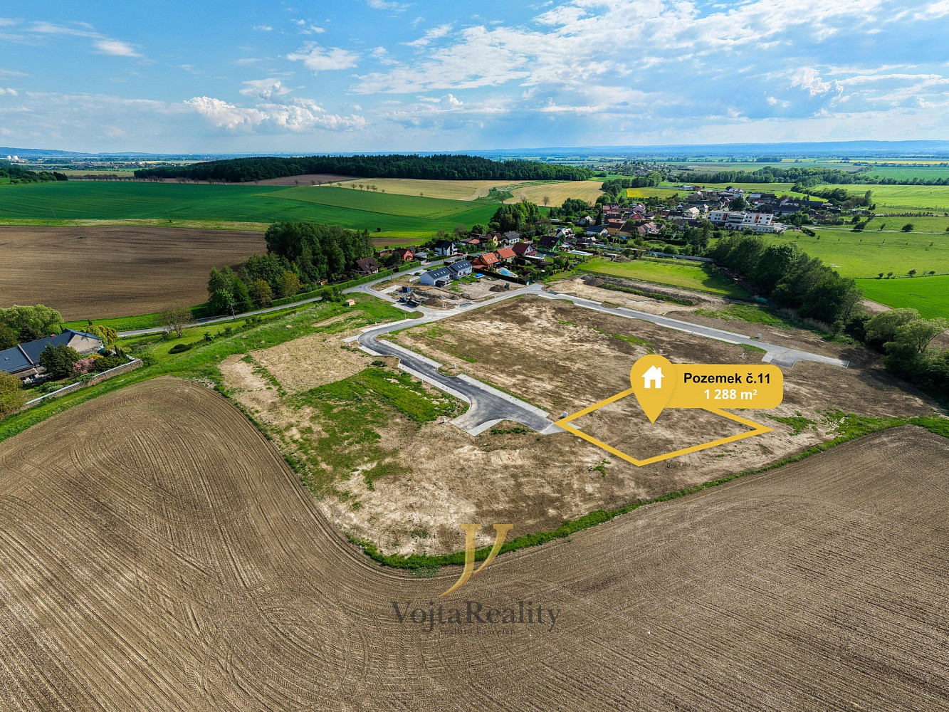 Prodej stavebního pozemku 1 288 m² – fotografie 3