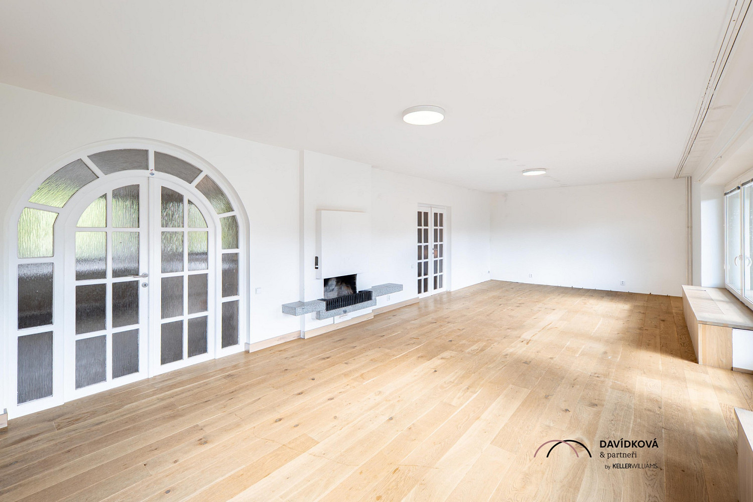 Prodej domu 340 m² s pozemkem 422 m² – fotografie 4