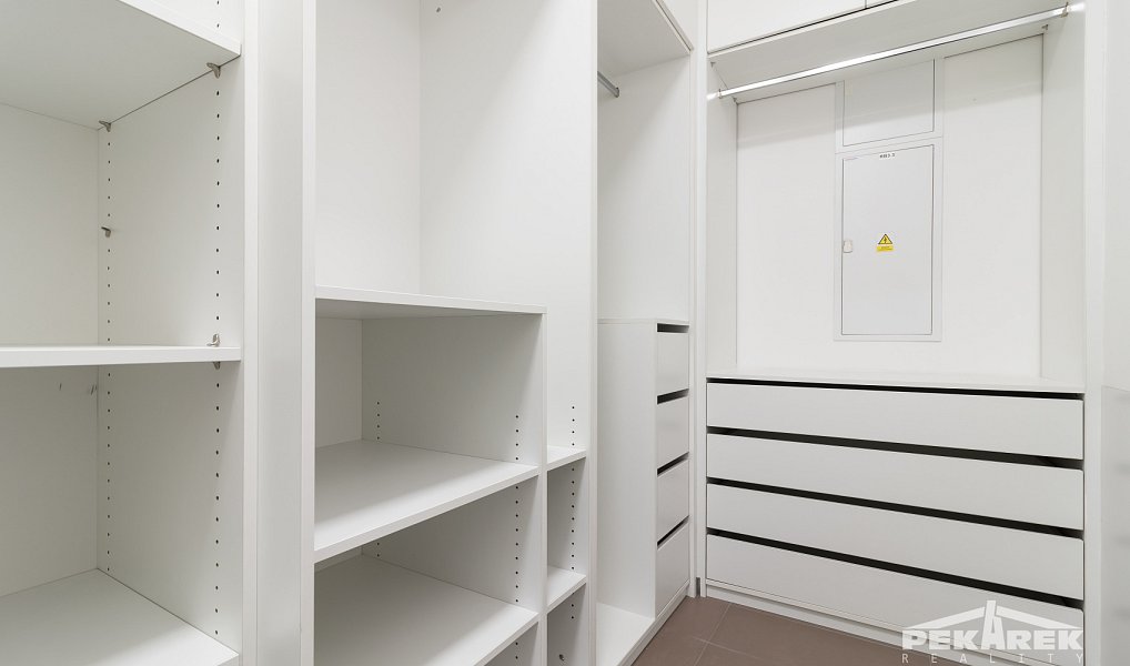 Pronájem bytu 2+kk 61 m², Praha – náhled fotky 10