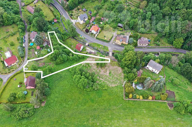 Prodej stavebního pozemku o rozloze 1951 m² – pohled 5