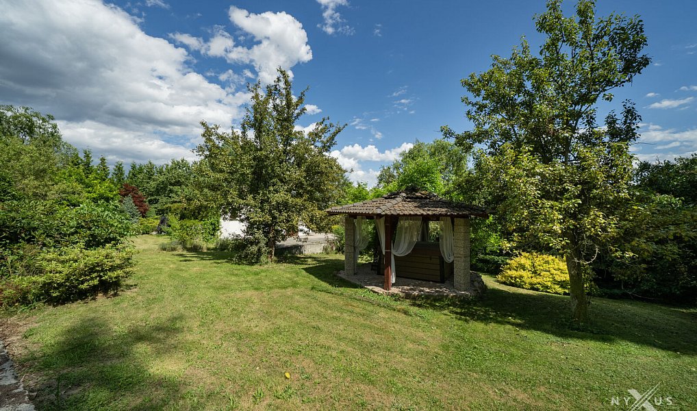 Prodej stavebního pozemku 1 081 m², Mníšek pod Brdy – náhled fotky 17