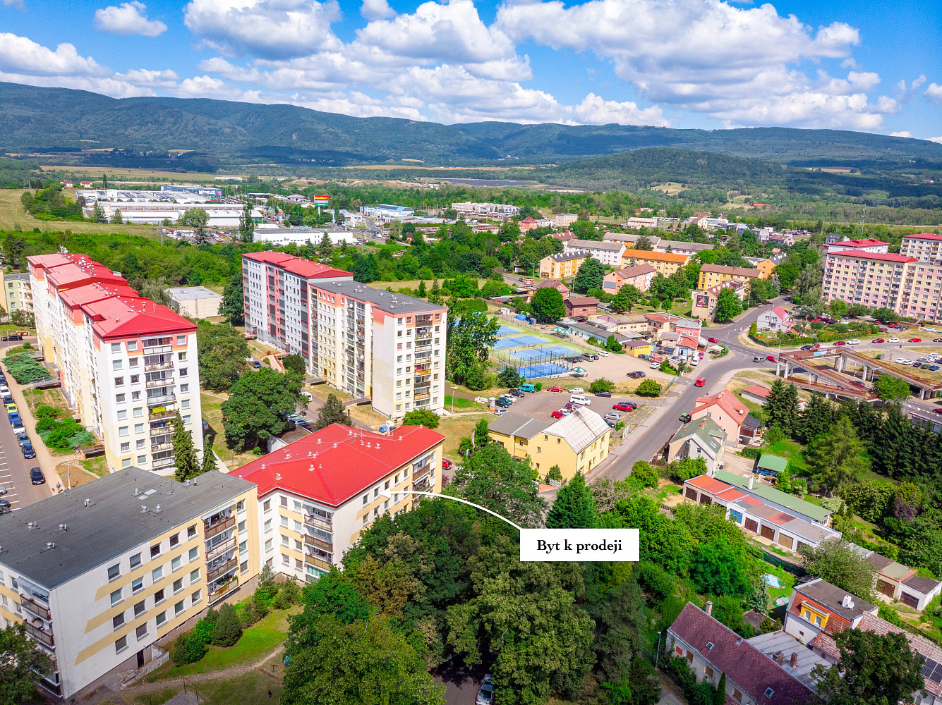 Prodej bytu 1+kk 34 m² — photo 2
