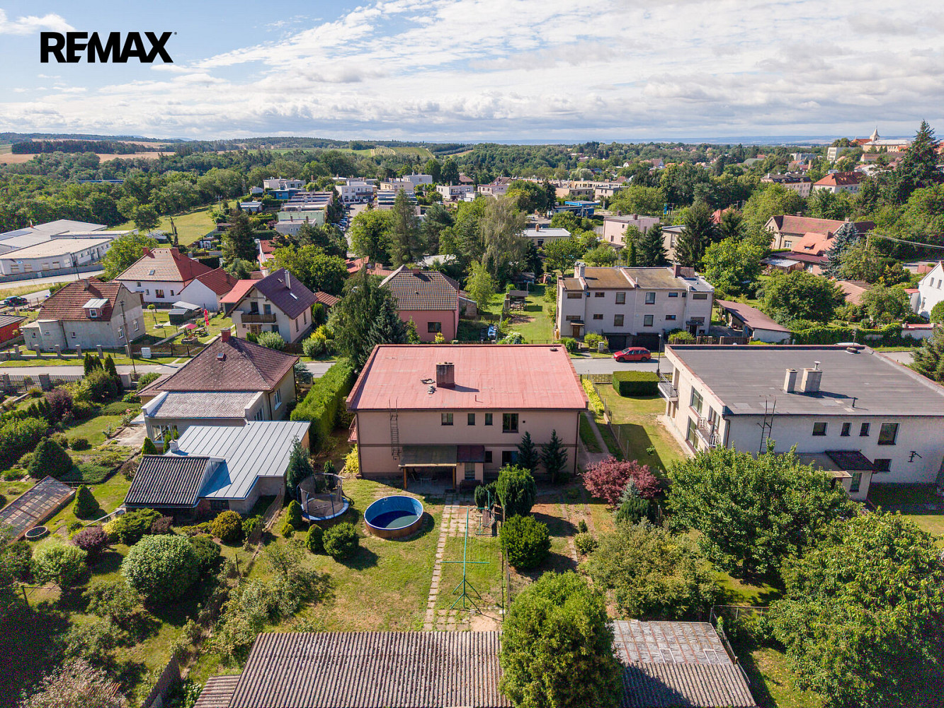Prodej domu 234 m² s pozemkem 999 m² – fotografie 2