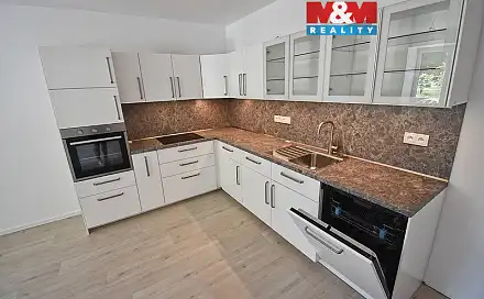 Pronájem bytu 3+1 97 m²
