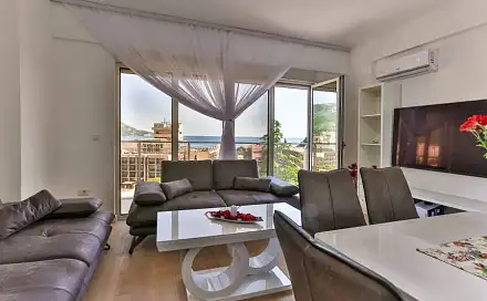 Prodej bytu 4+kk 86 m², Bečiči, Budva, Černá Hora