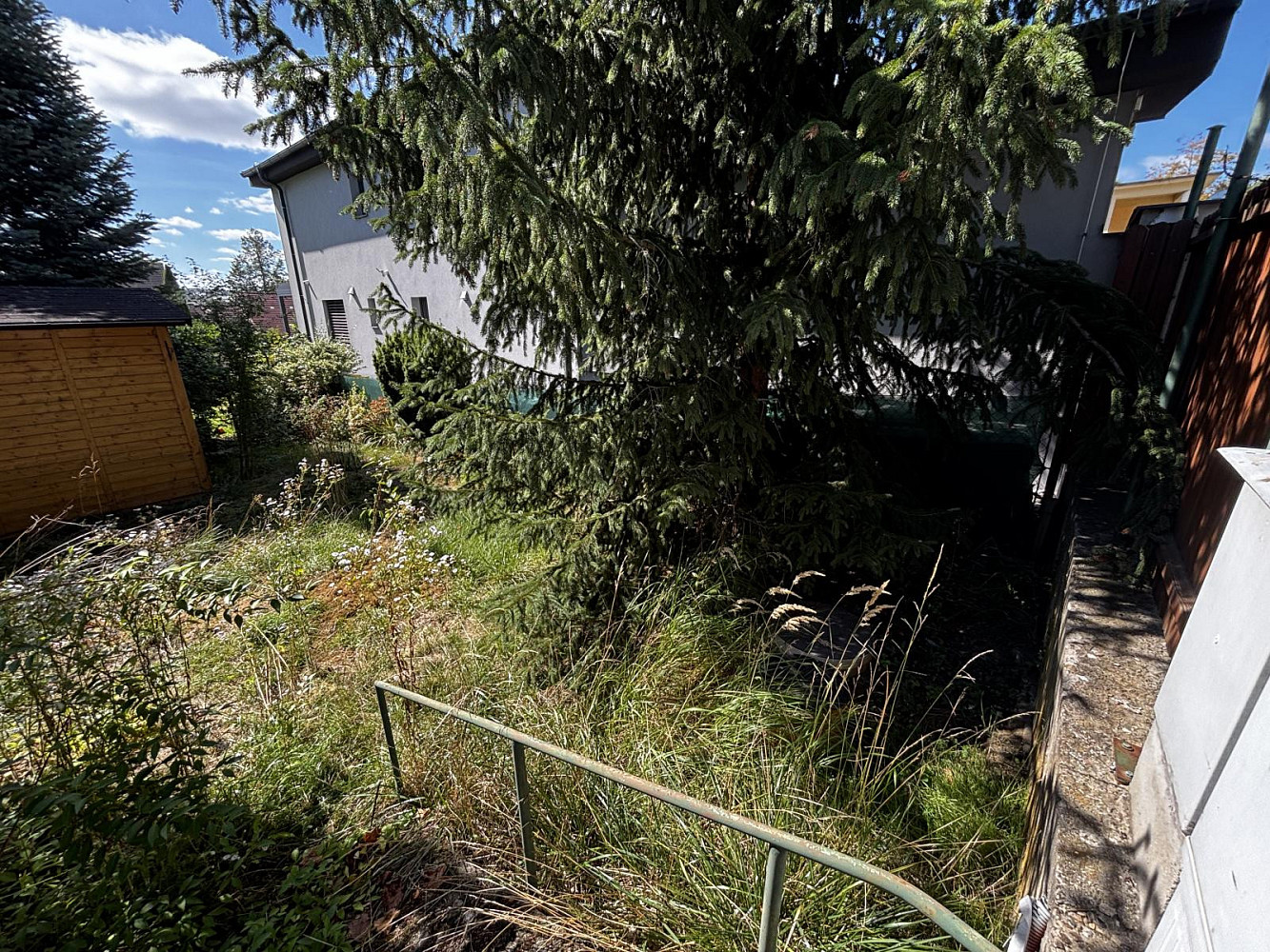 Prodej stavebního pozemku 145 m² – fotografie 3