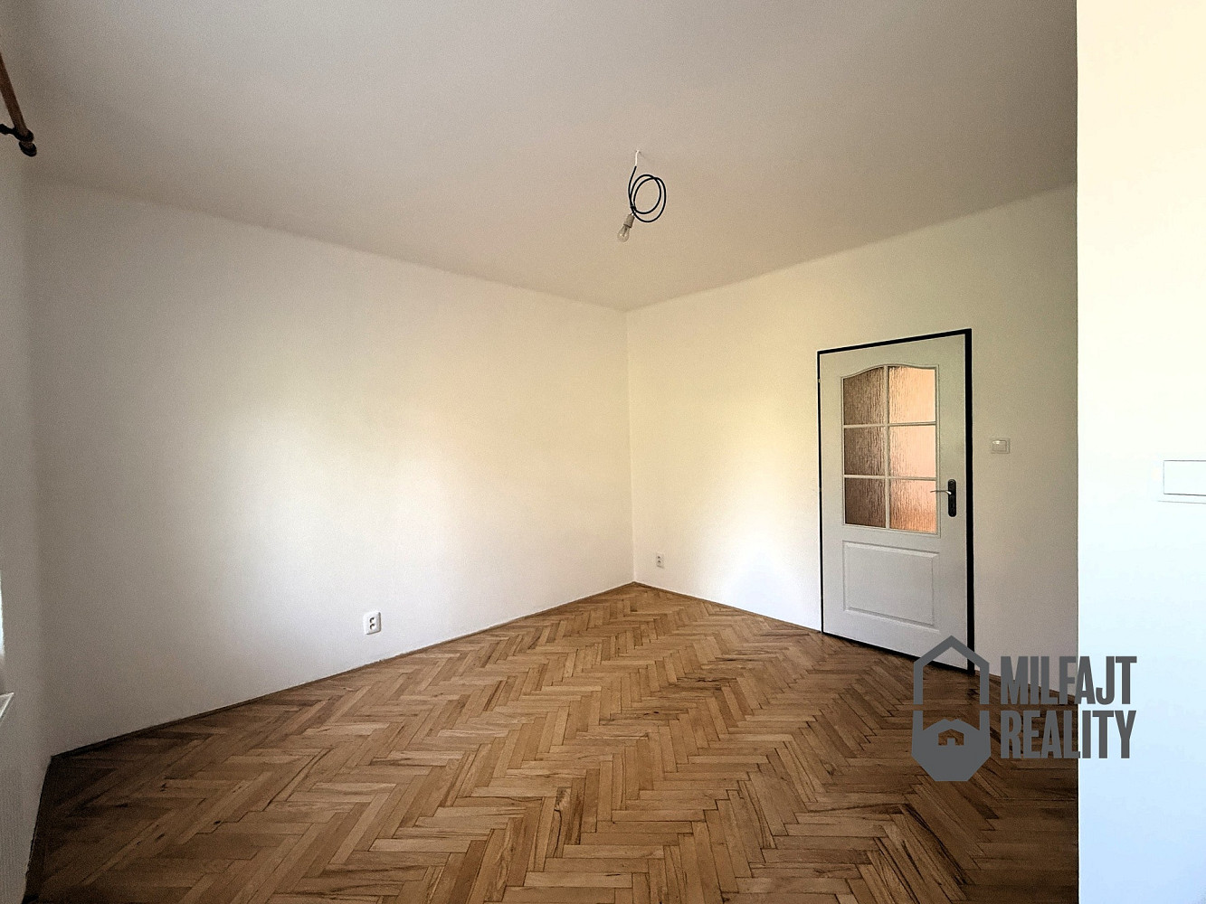 Pronájem bytu 2+kk 49 m² — photo 2
