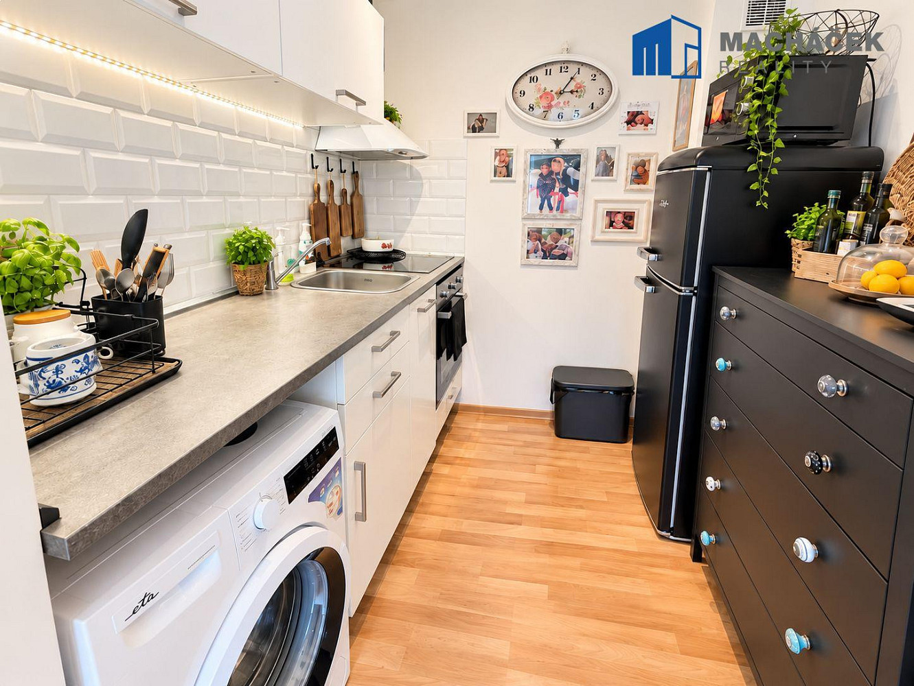 Prodej bytu 1+kk 35 m² – fotografie 4