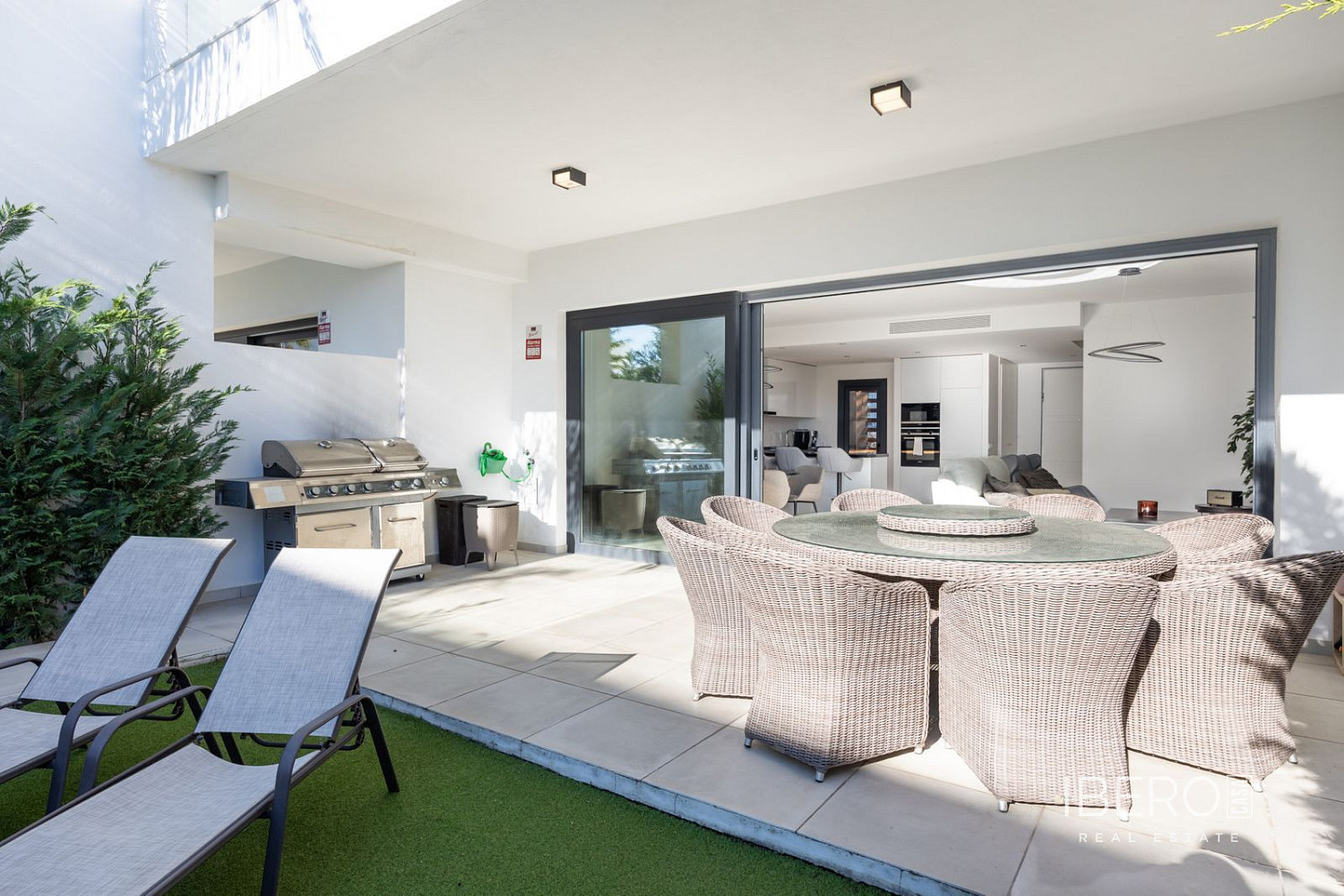 Casa 4+kk – Estepona, Barriada Islas Canarias - Vista 2