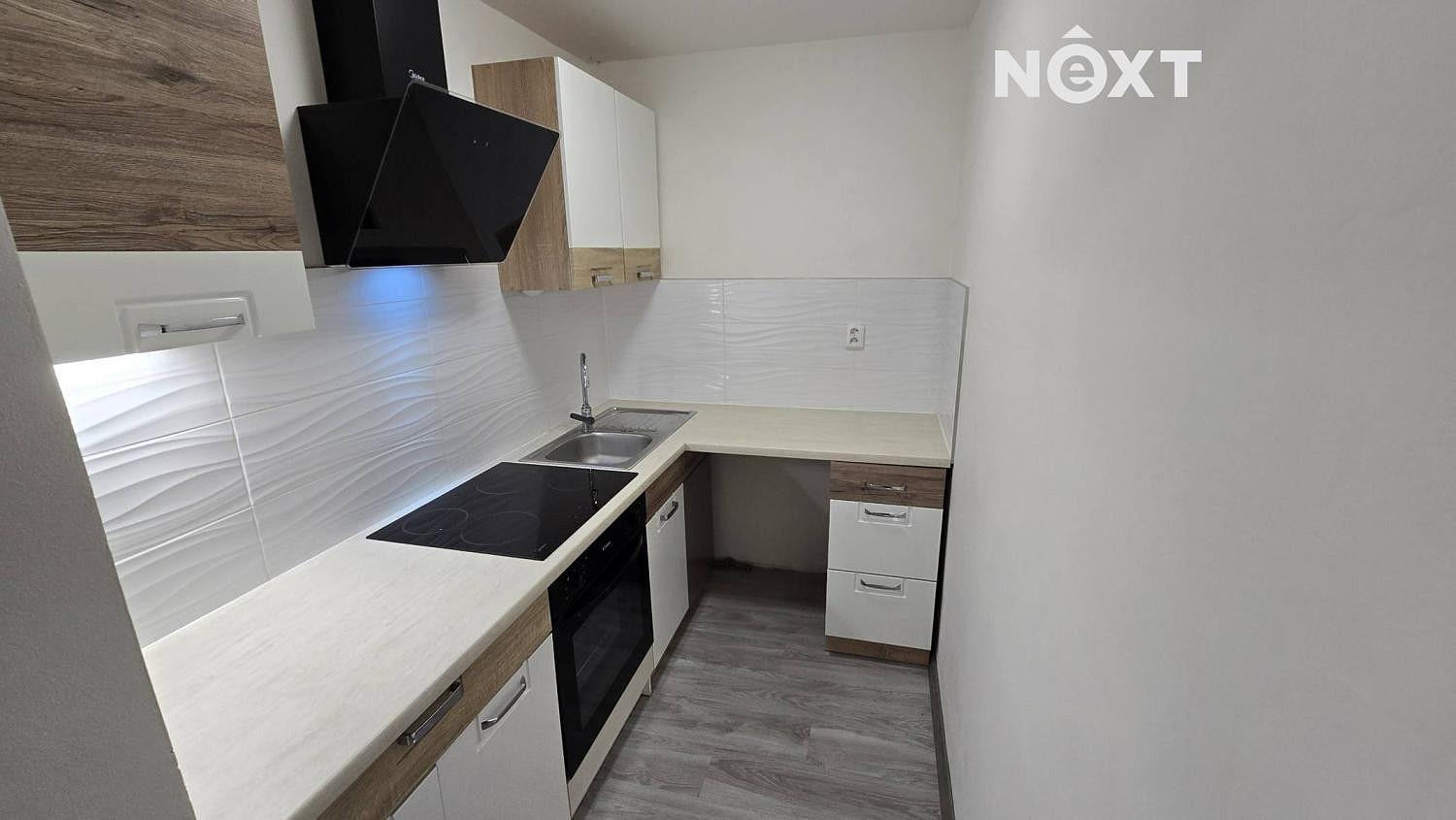 Pronájem bytu 1+kk 22 m² – fotografie 2