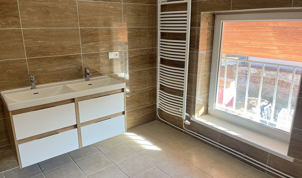 Prodej domu 235 m² s pozemkem 380 m², Hořín – náhled fotky 14