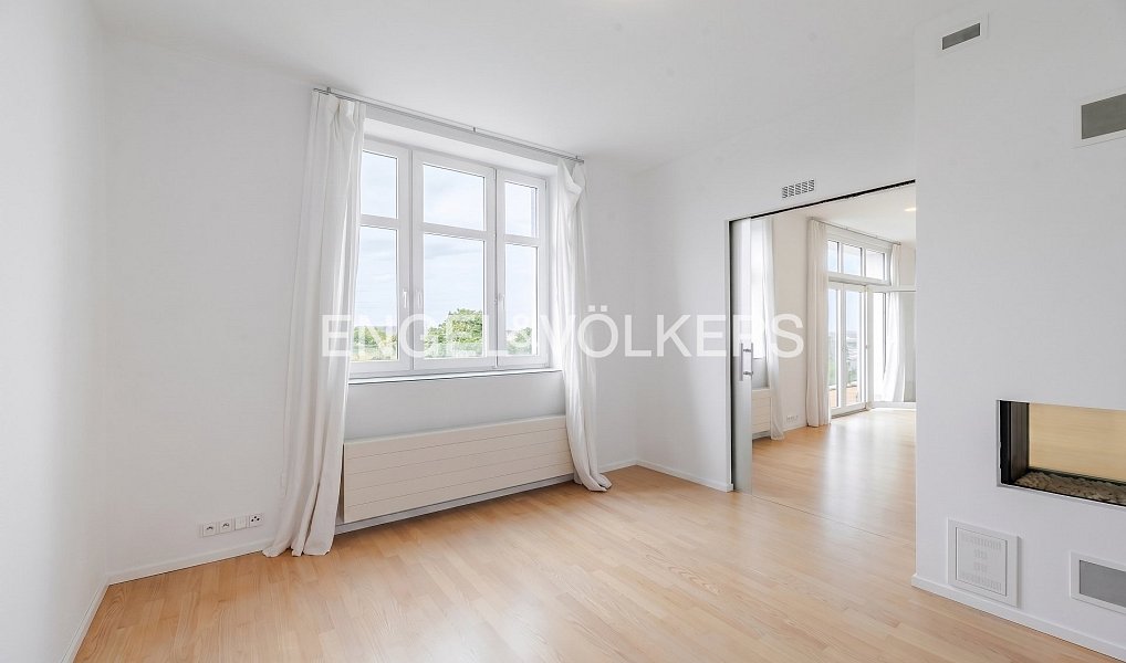 Pronájem bytu 6+kk 204 m², Praha – náhled fotky 6