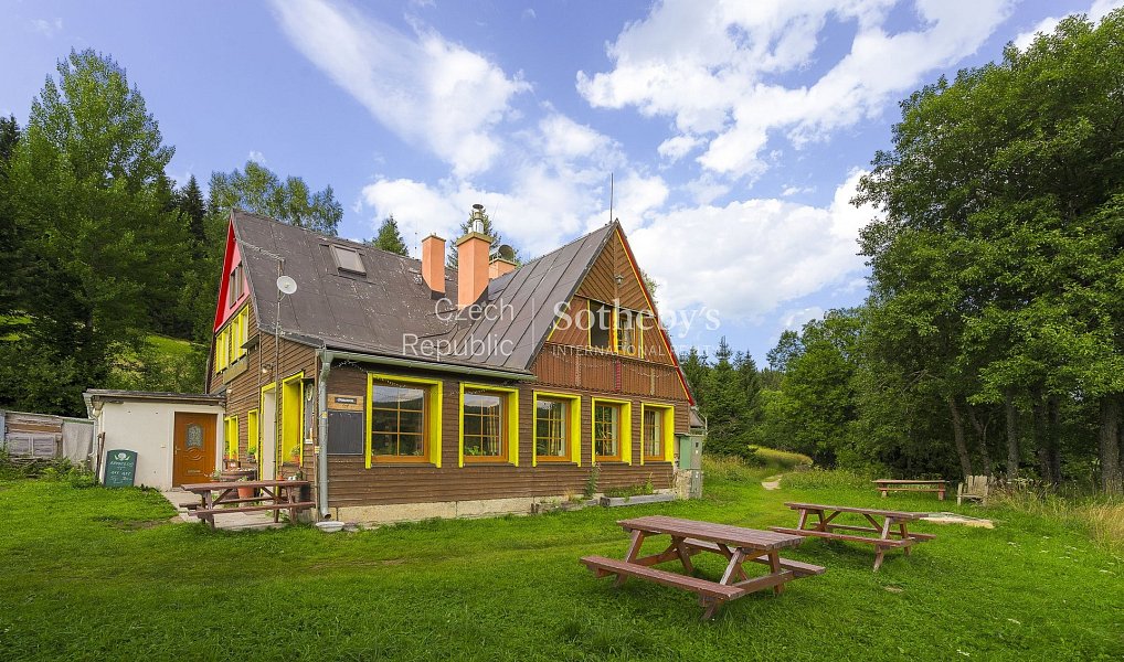 Prodej ubytovacího objektu 380 m², Malá Úpa – náhled fotky 6